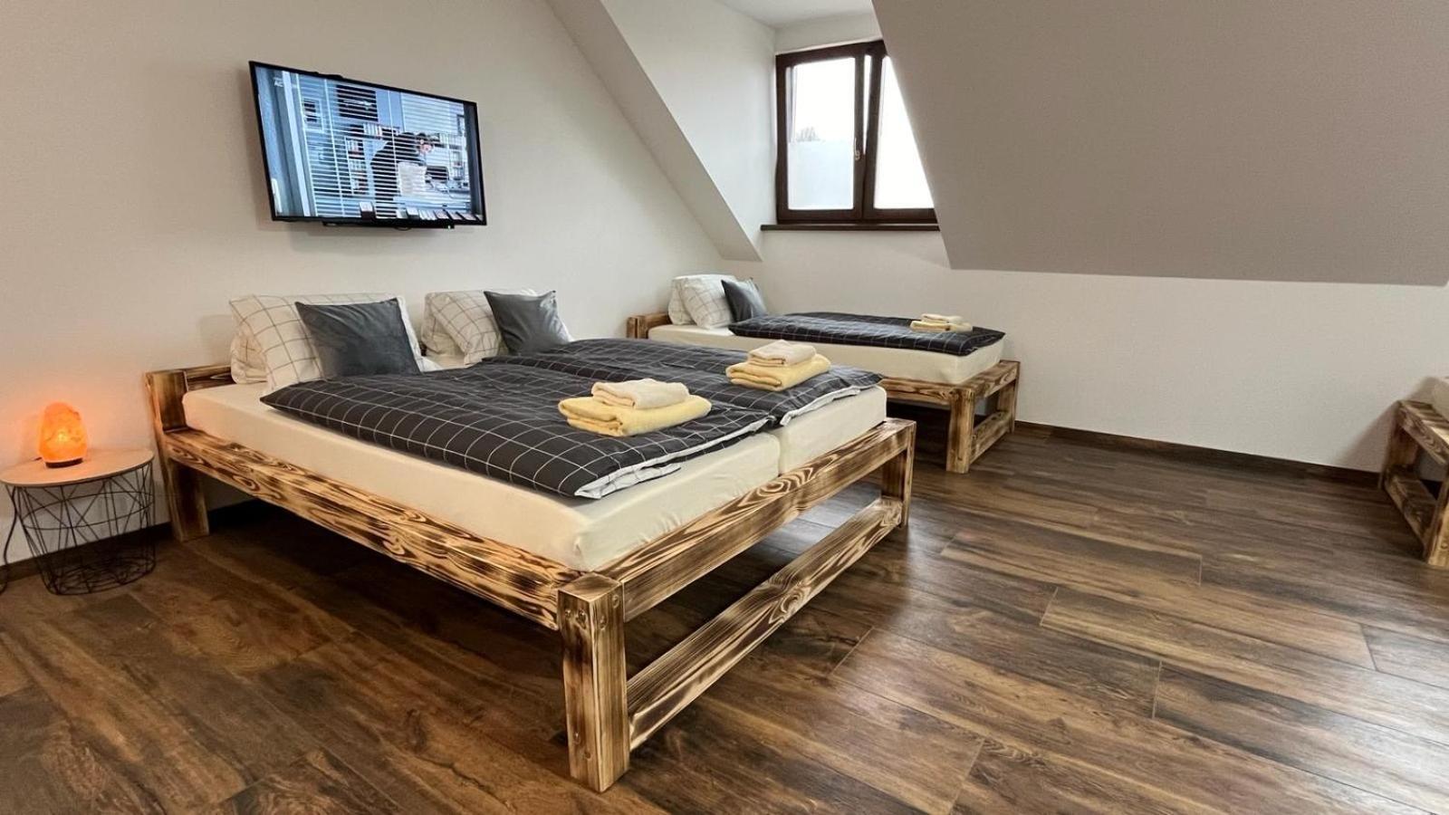 Apartman Kuga Микулов Экстерьер фото